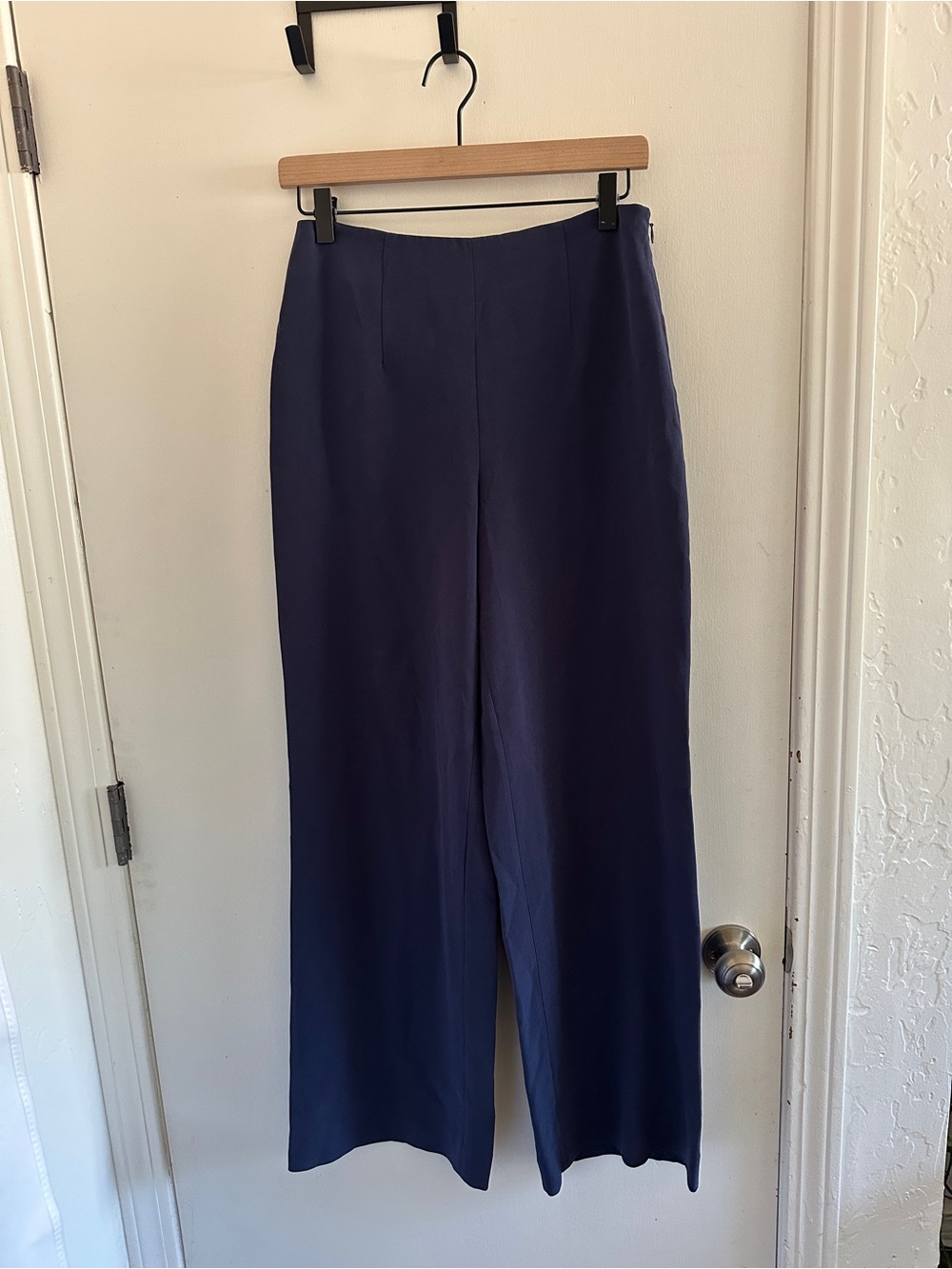 Aritzia Babaton Wide-Leg High-Rise Trousers